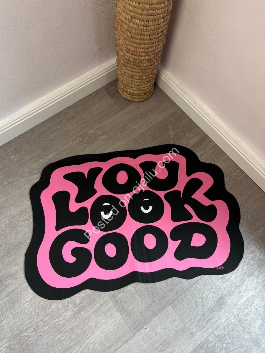 Elevate Your Entrance: Stylish, Absorbent Doormat