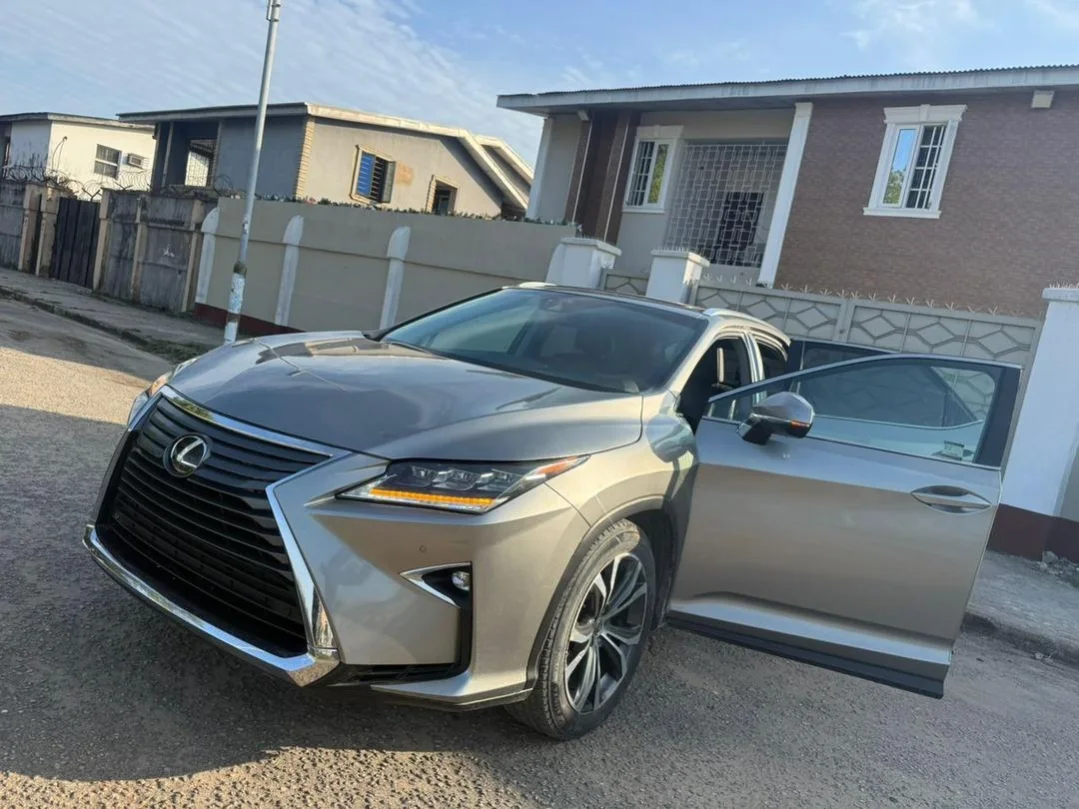 Lexus RX350: Silent Engine, Freezing AC, 2026 Entry