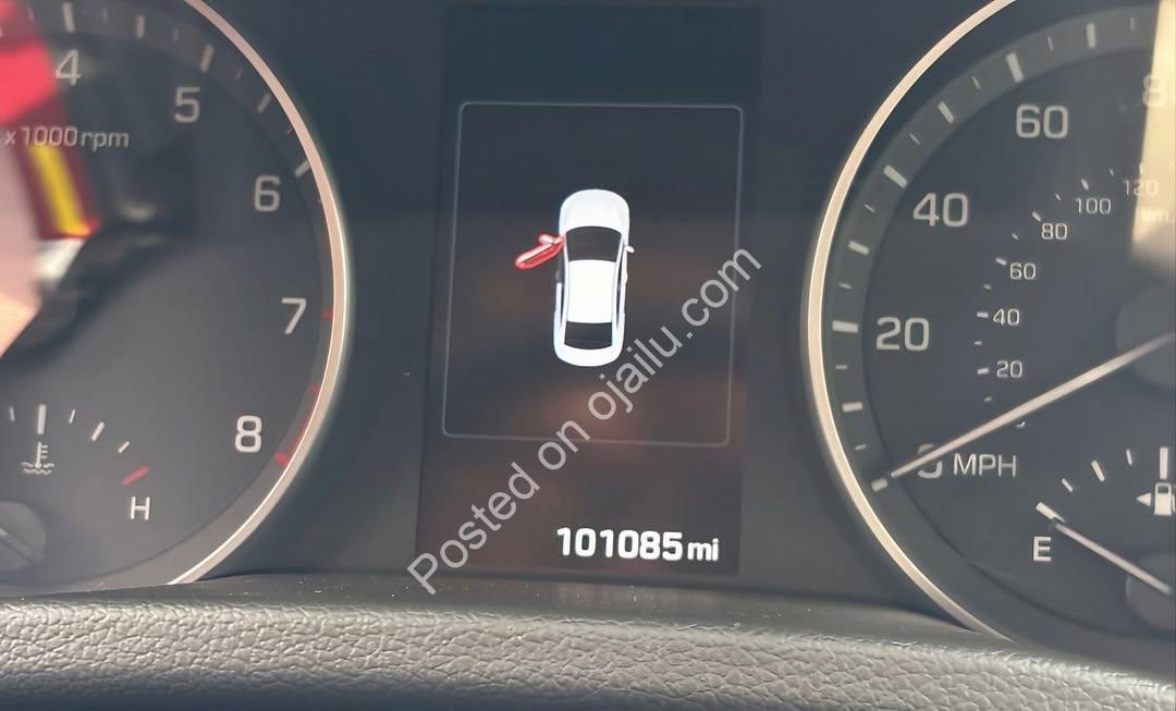 2017 Elantra Limited: Luxury Meets Legendary Fuel Economy