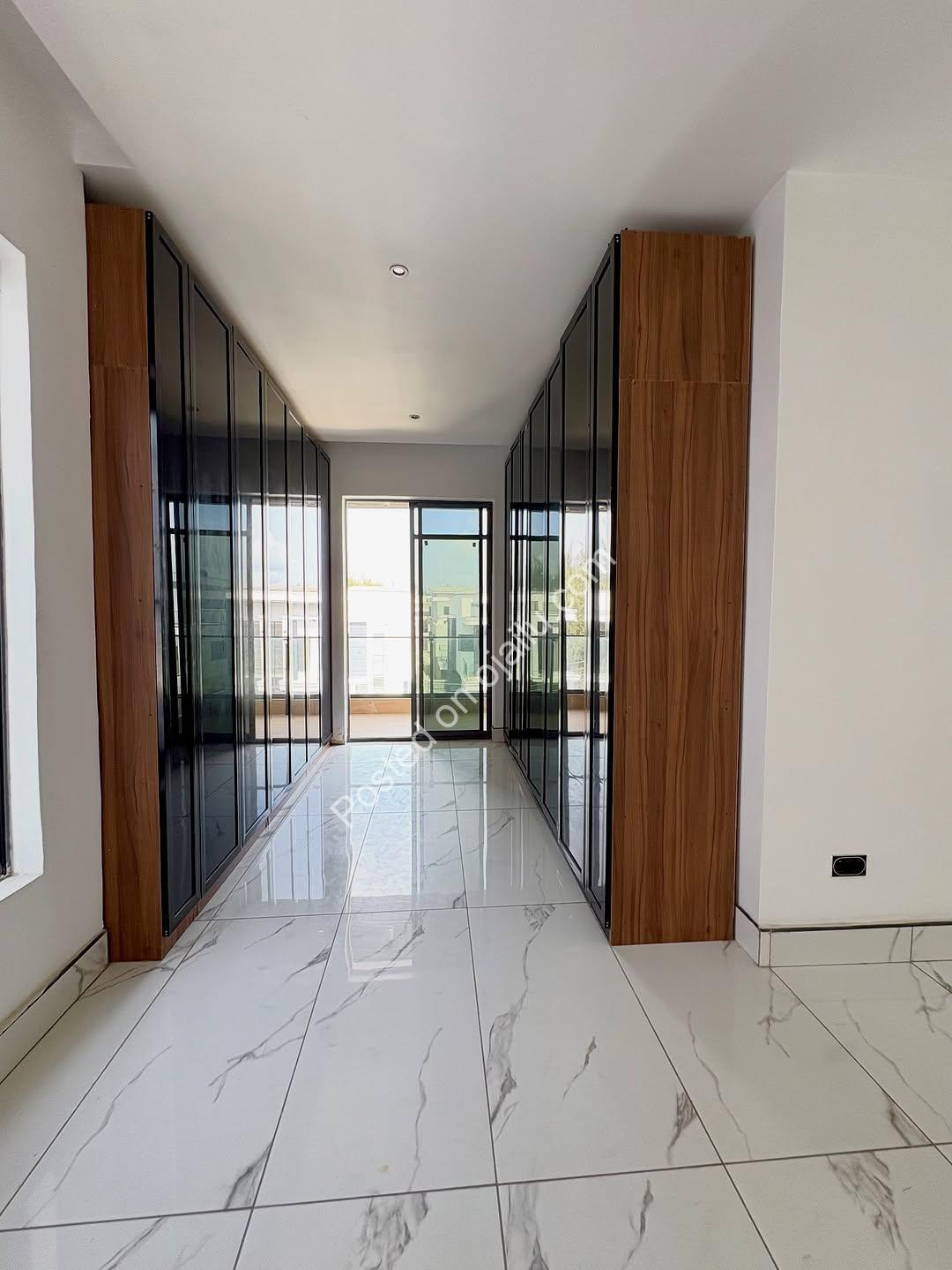 Lekki’s Ultimate 6-Bedroom Estate Masterpiece