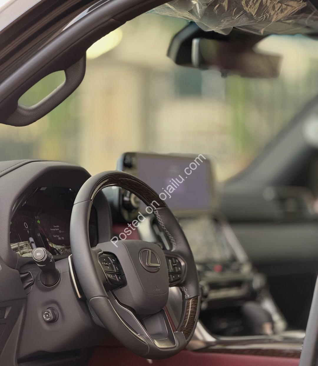 2026 Lexus LX 700h: Hybrid Power, VIP Luxury