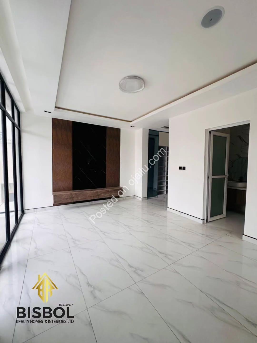 Lekki’s Ultimate 5-Bedroom Luxury Estate Home