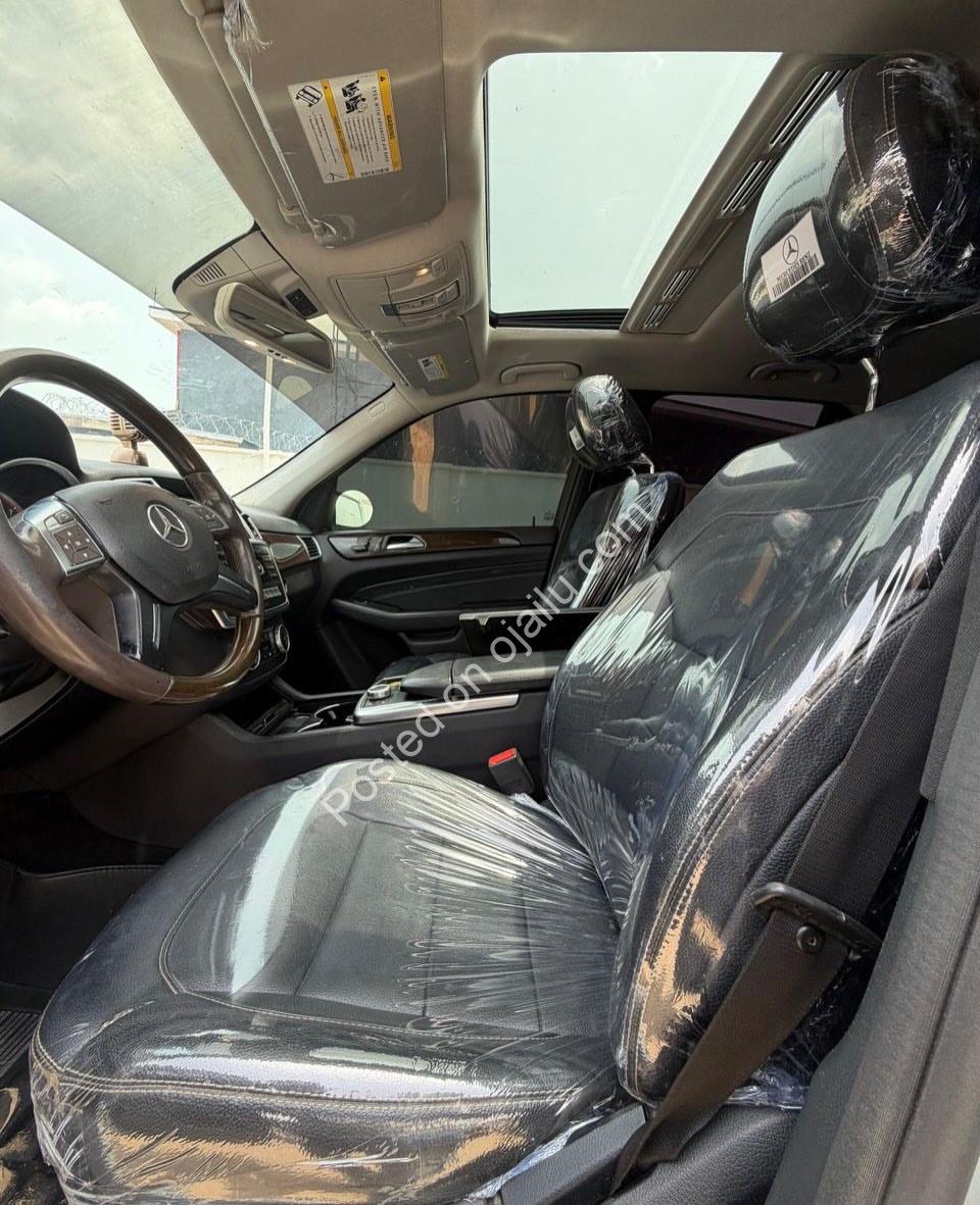 Mercedes ML350 2014: Flawless First Body, Full Options, Just Drive.