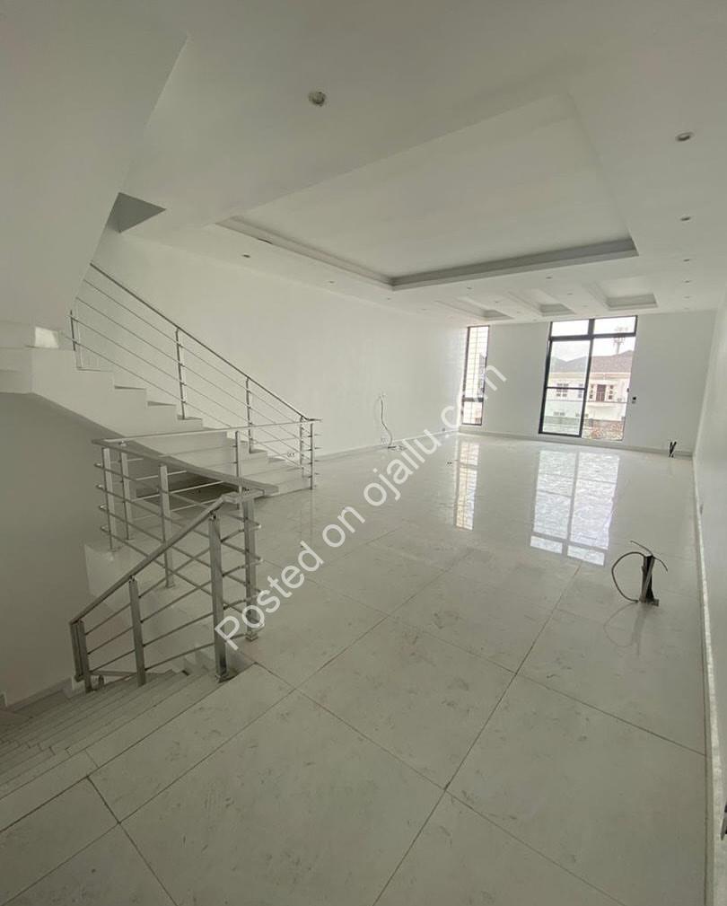 Lekki Phase 1: Your 4-Bedroom Sanctuary Awaits