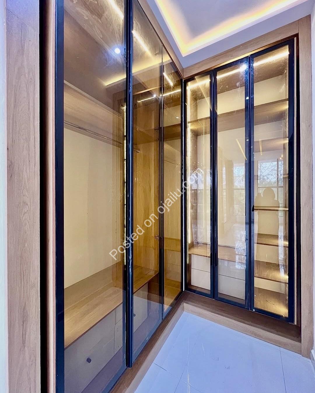 Exclusive 5-Bed Haven with Pool in Lekki County