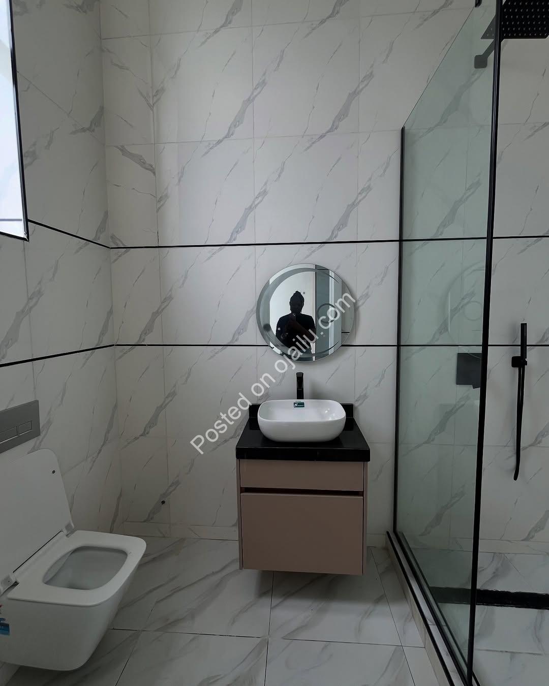 Lekki’s Ultimate 5-Bedroom Haven with Pool & BQ