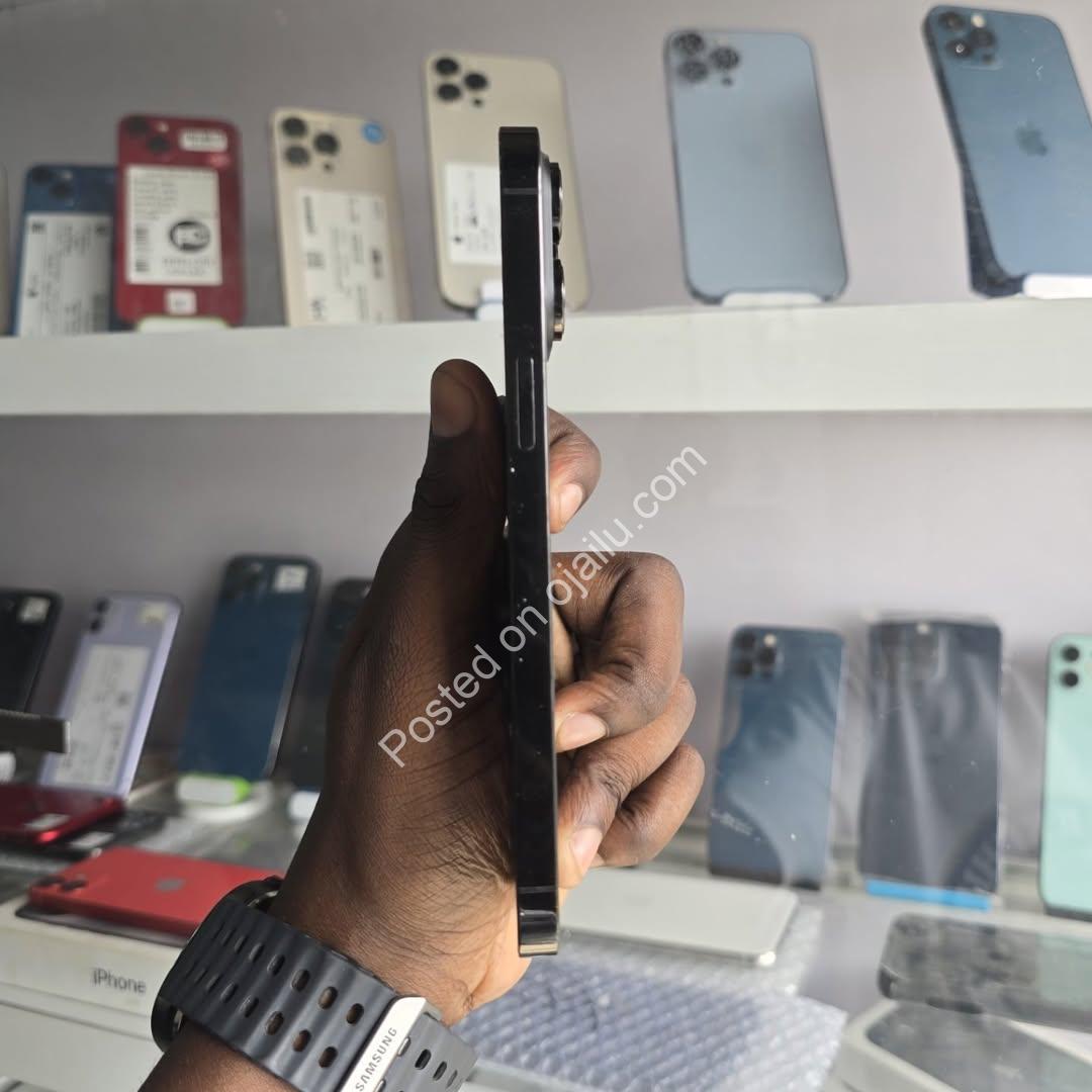 Unlock Premium Power: iPhone 14 Pro Max 128GB, UK Used, 88% Battery, Free Gifts!