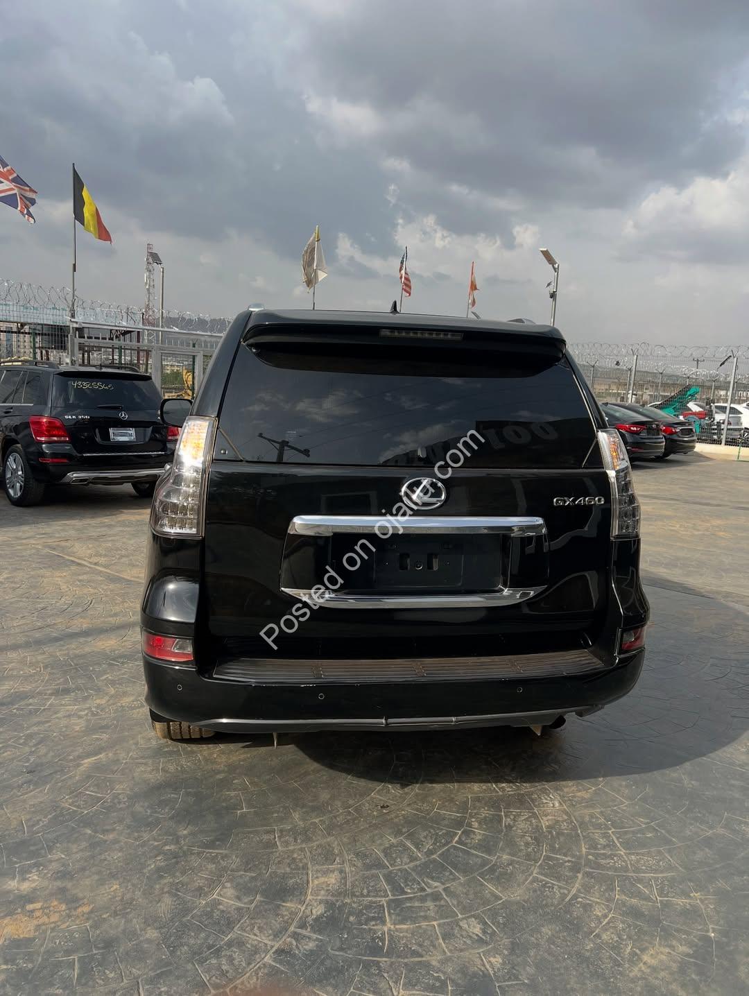 Luxury Lexus GX 460: Rugged V8 Power, N31M