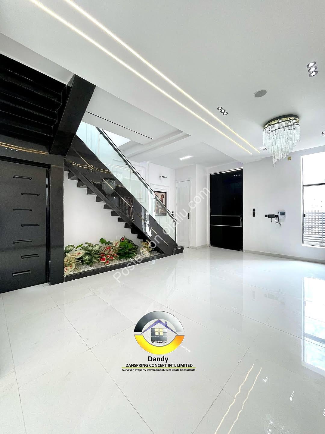 Lekki’s New 4-Bed Haven with Resort-Style Pool