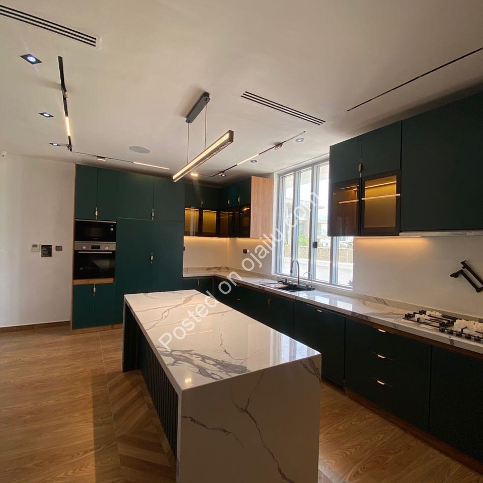 Elevator to Elegance: 5-Bed Ikate Haven with Pool & Gym