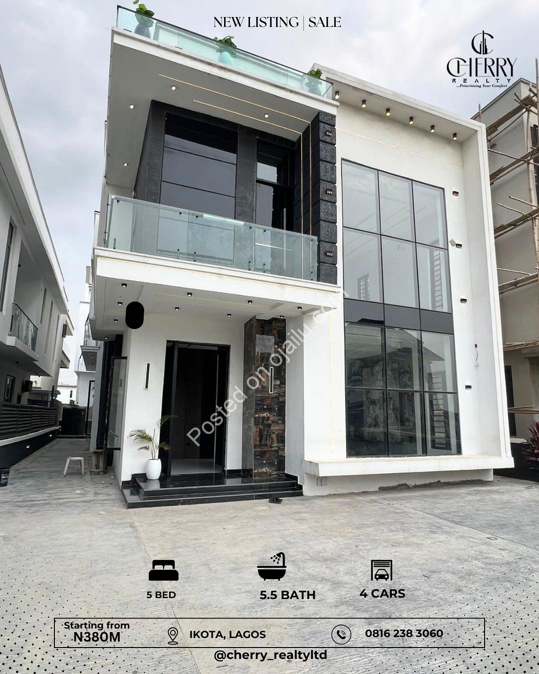Exclusive 5-Bed Duplex with Pool & Jacuzzi in Ikota