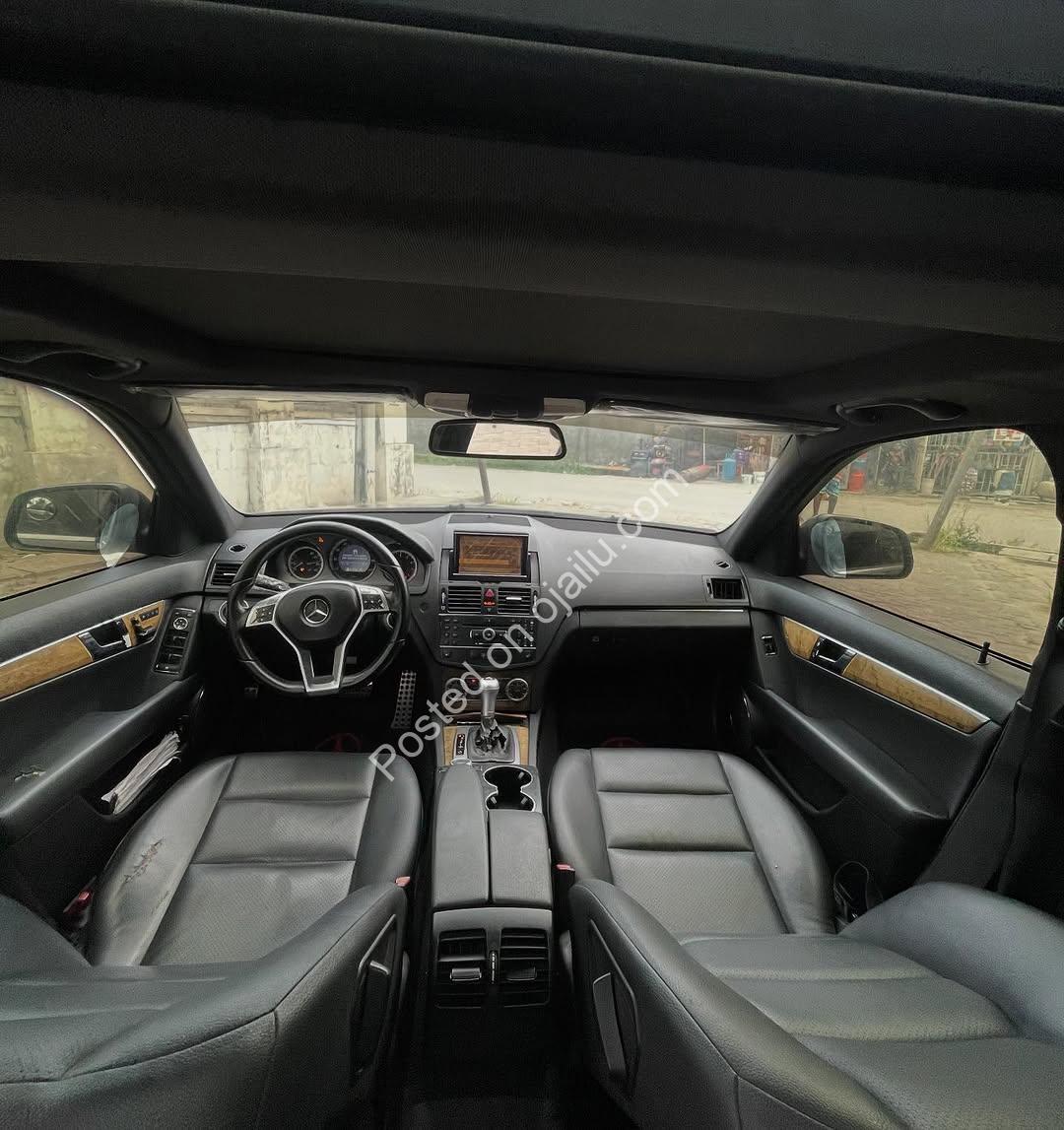 2009 AMG-Styled C350 – Panoramic Roof, 8M Naira