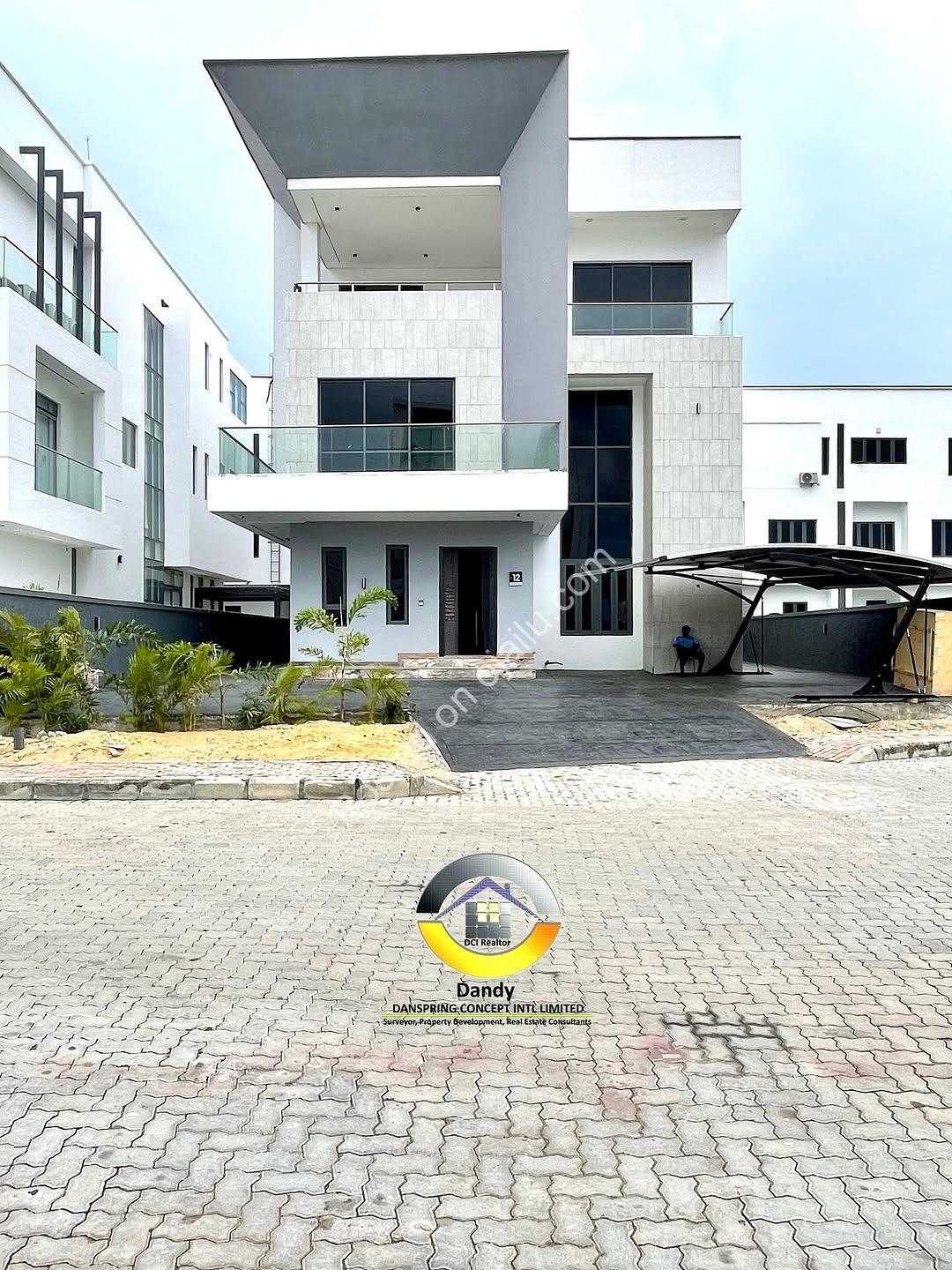 Lekki’s Ultimate Smart Home: 5-Bed Duplex with Cinema & Pool