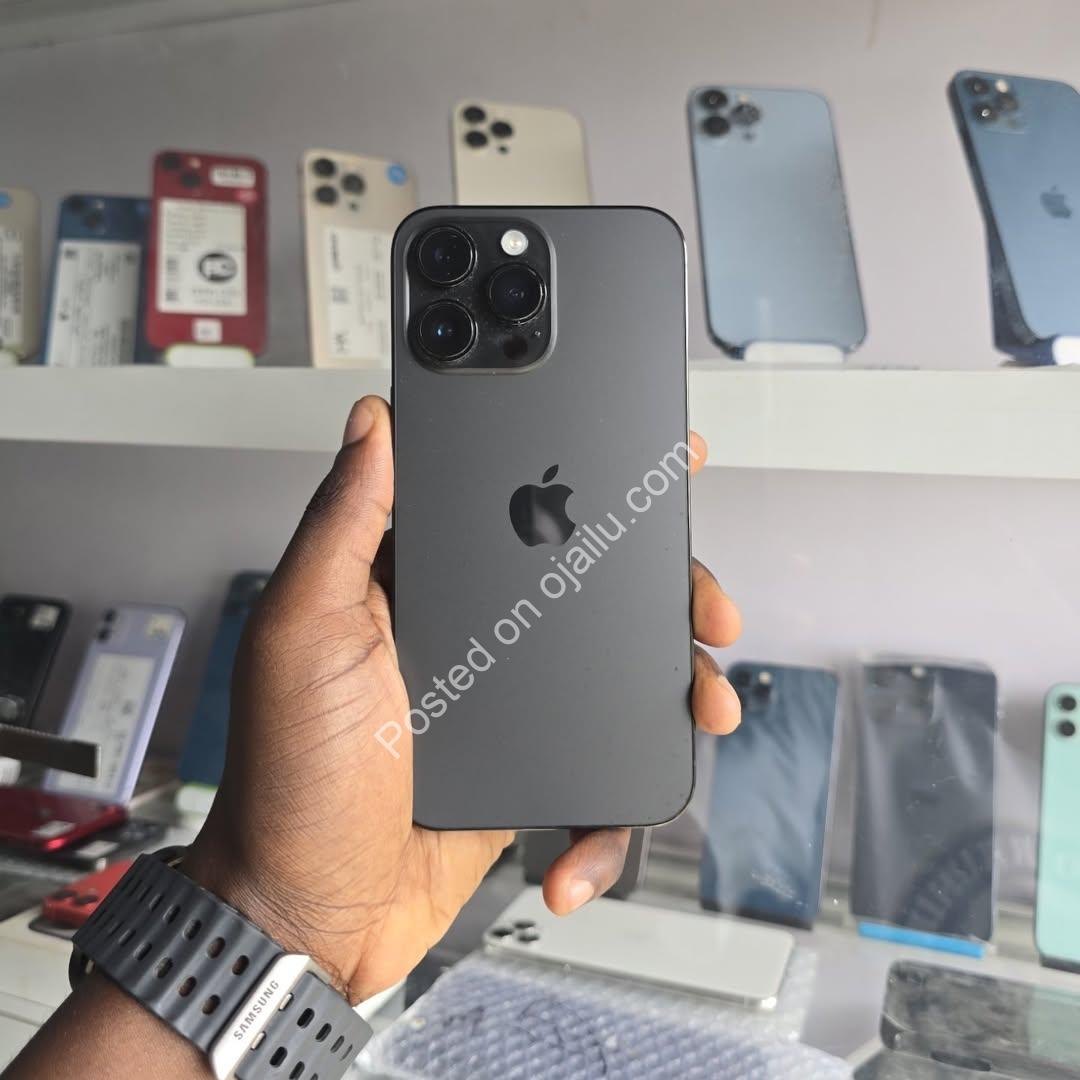 Unlock Premium Power: iPhone 14 Pro Max 128GB, UK Used, 88% Battery, Free Gifts!