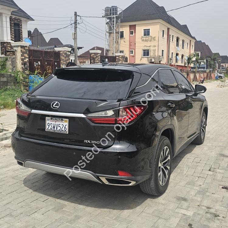 Luxury Lexus RX350: Accident-Free & Impeccable