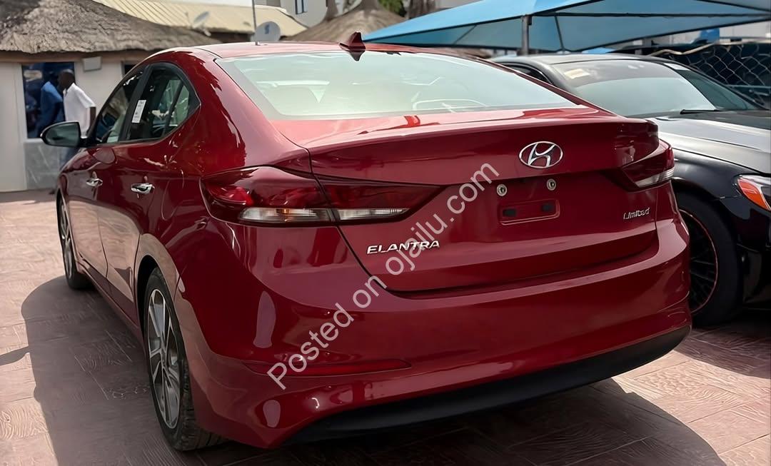 2017 Elantra Limited: Luxury Meets Legendary Fuel Economy