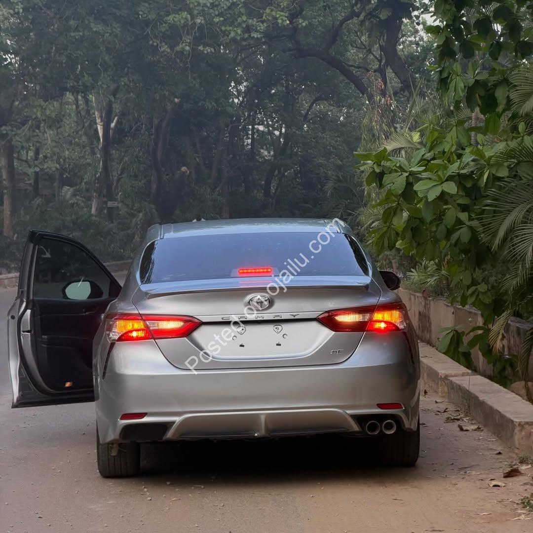 Duty-Paid 2018 Toyota Camry SE – Pristine & Loaded