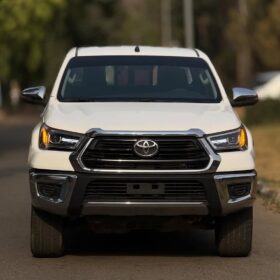 Toyota Hilux 2023: Unbreakable Reliability