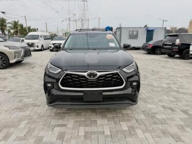 2025 Porsche Taycan Turbo S: Unmatched Electric Performance