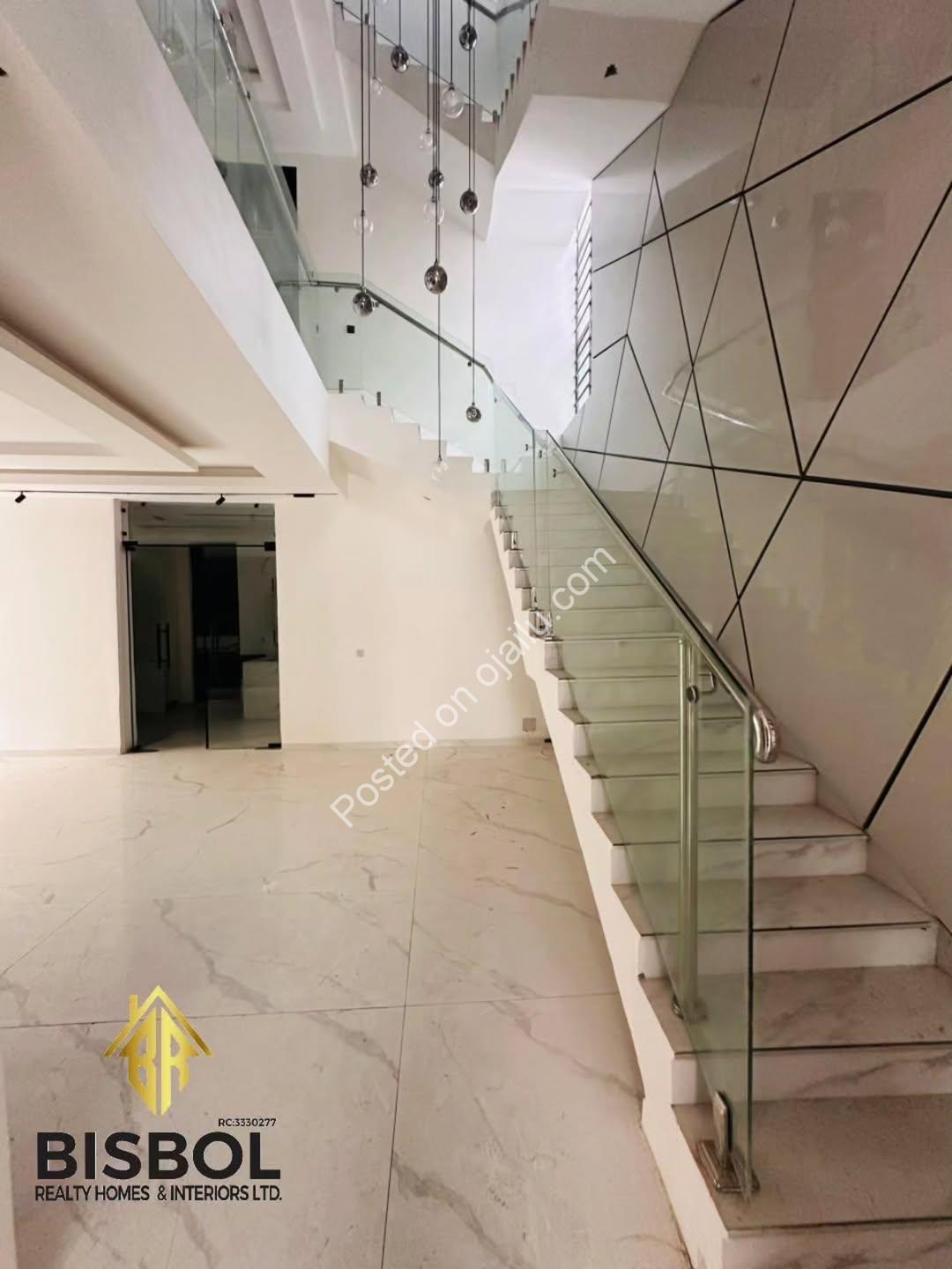 Move-In Ready 5BR Dream Home in Lekki