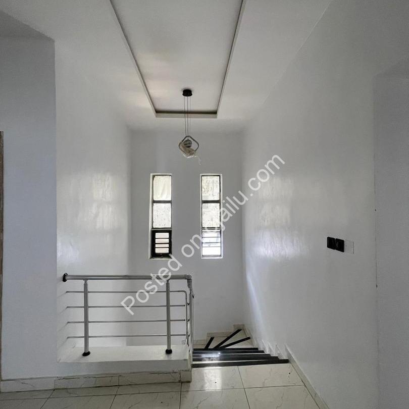 Exquisite 4-Bedroom Duplex in Prime Lekki