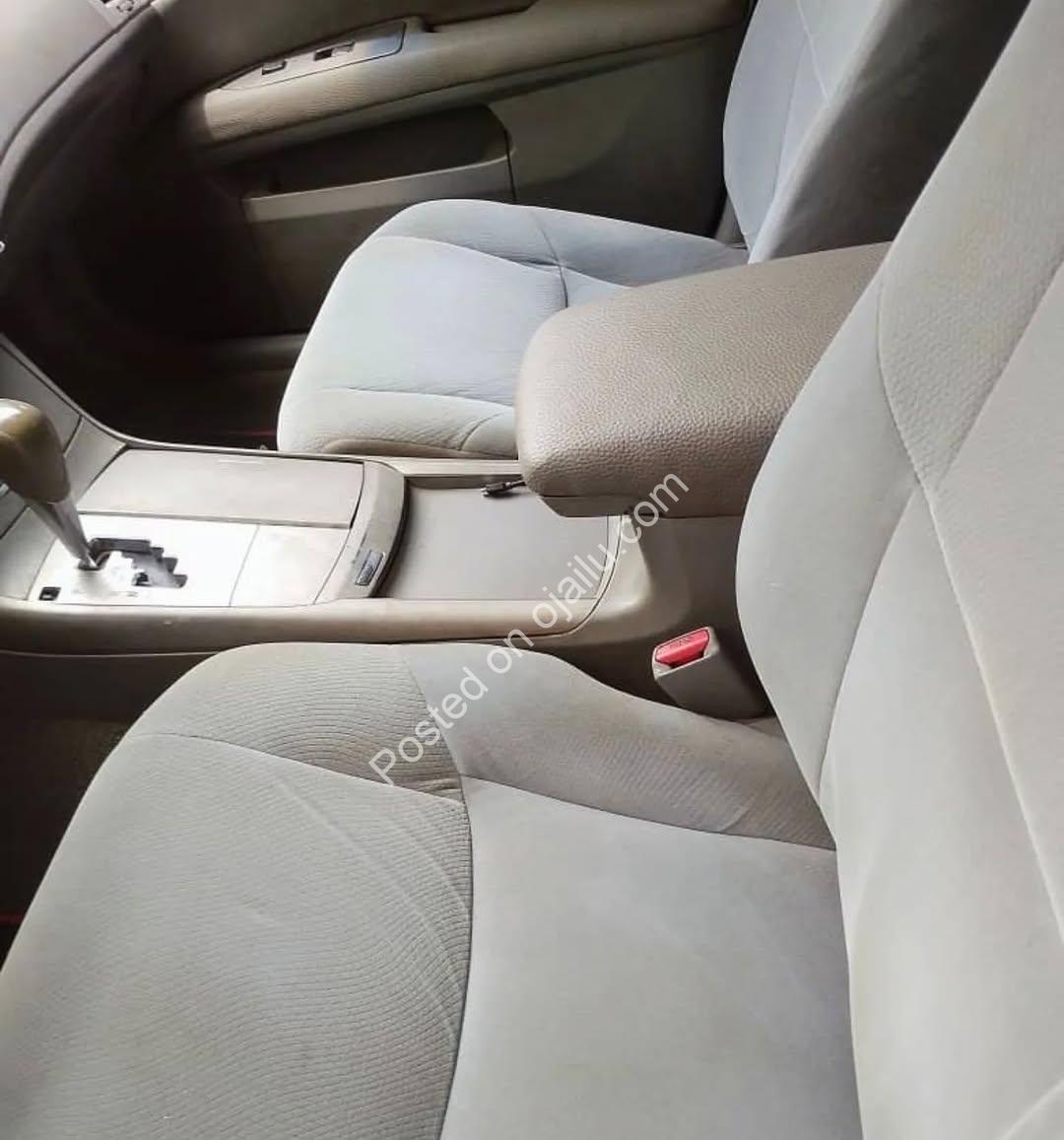 2010 Avalon XLS: Smooth Luxury, Perfect Engine, ₦4.5M
