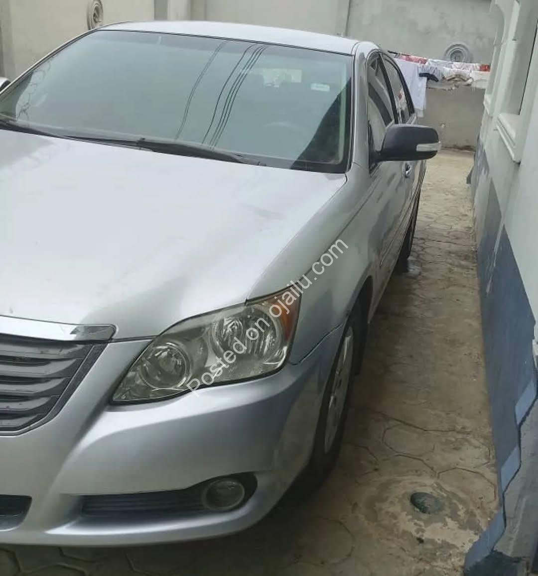 2010 Avalon XLS: Smooth Luxury, Perfect Engine, ₦4.5M