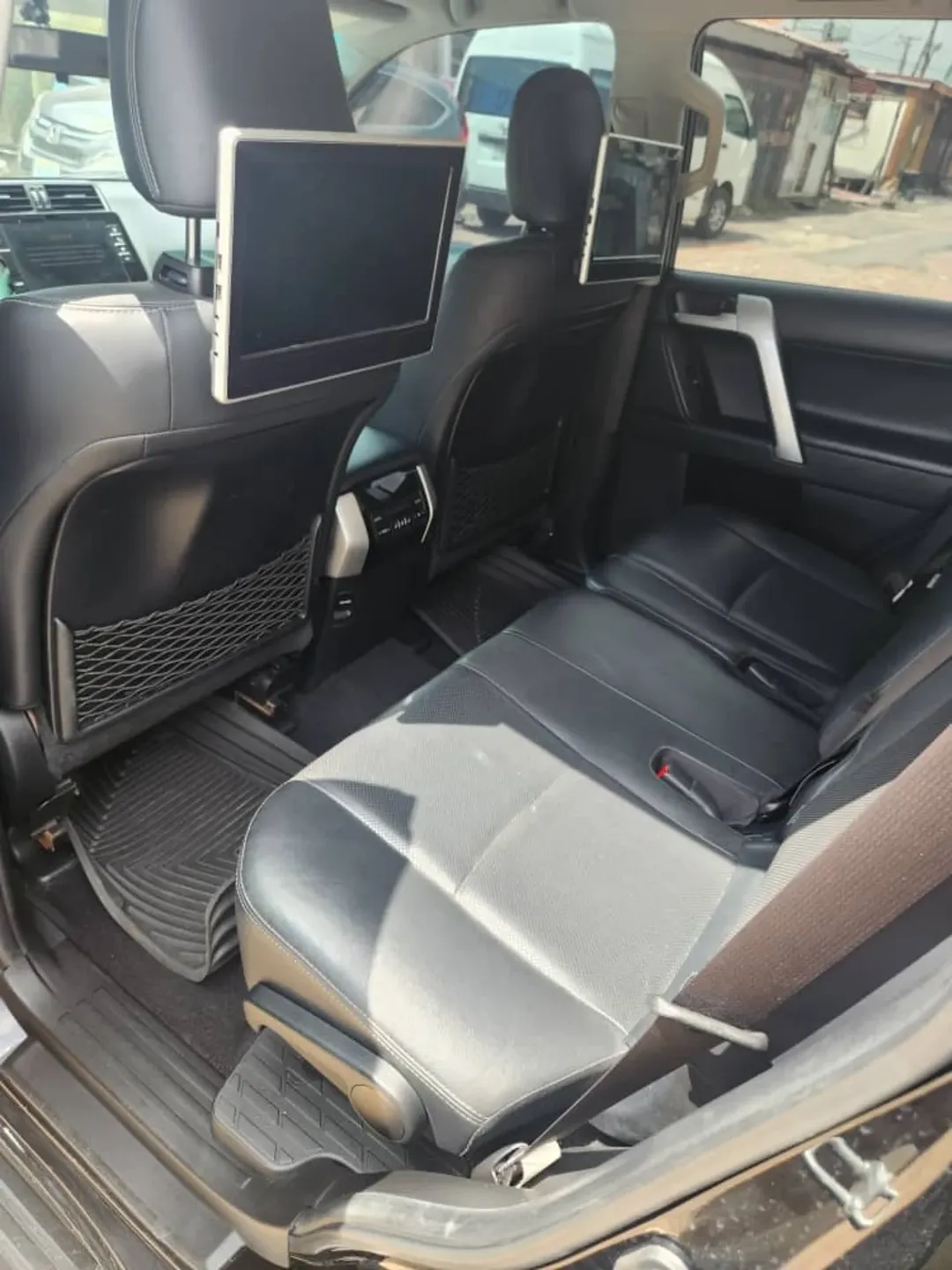 PRADO V6: 2020 – Like New, 75M Only!!!