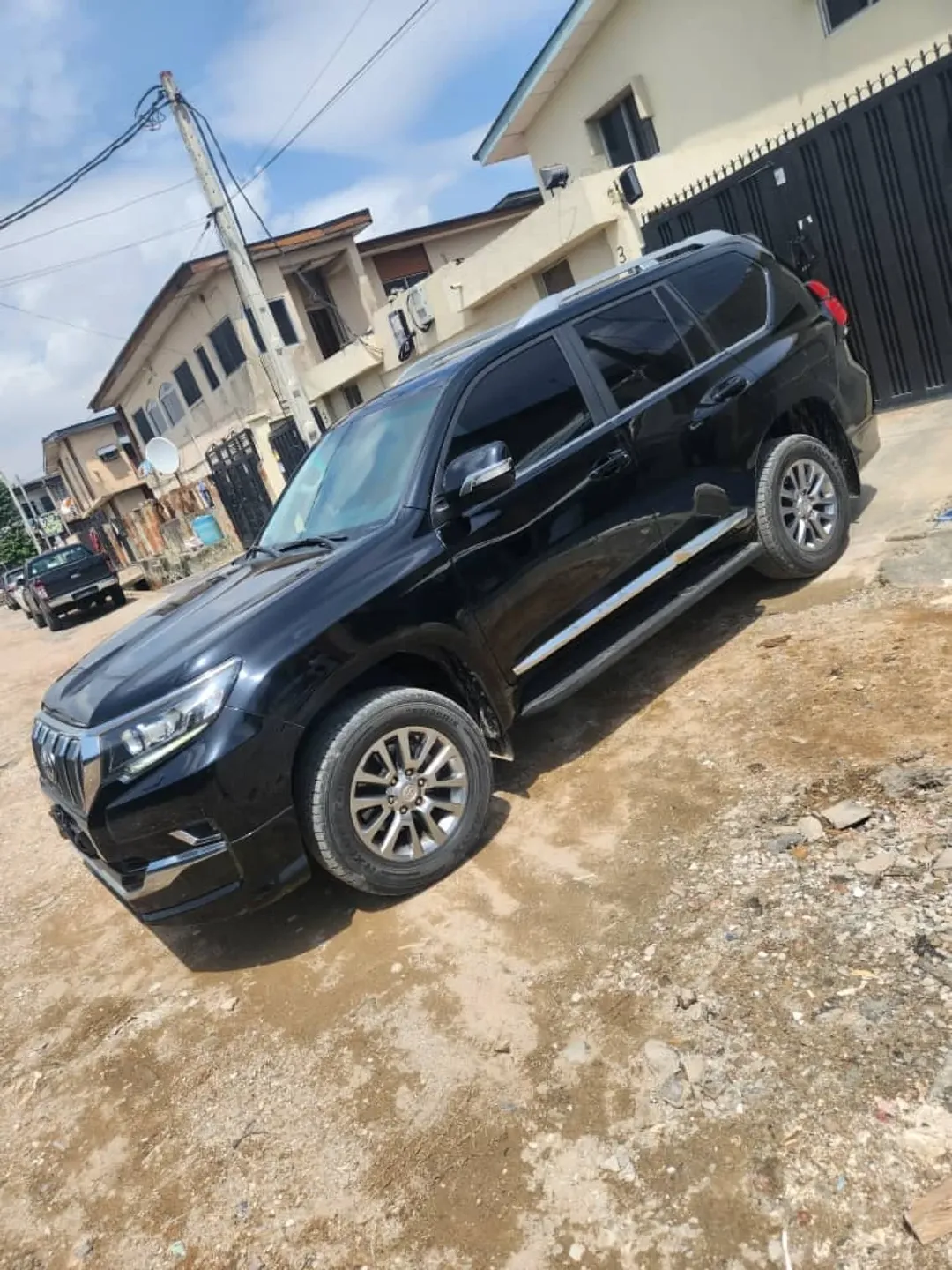 PRADO V6: 2020 – Like New, 75M Only!!!