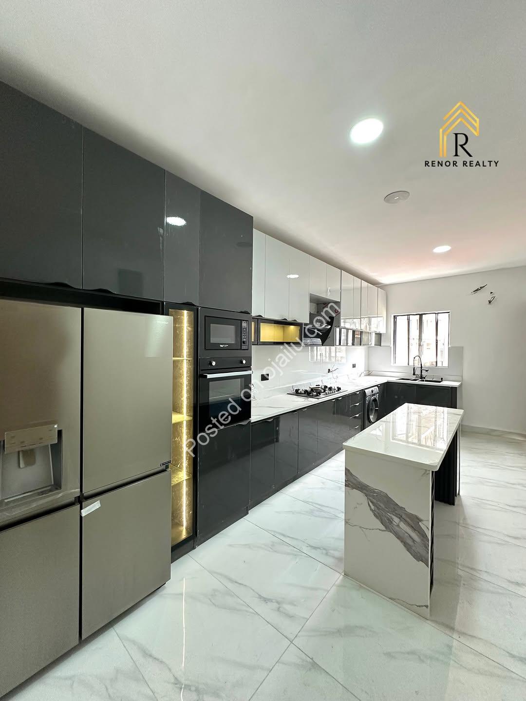 Lekki’s Ultimate 2-Bedroom Shortlet Haven