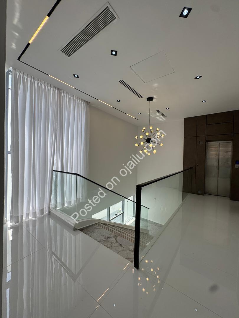 Ikate’s Ultimate 5-Bed Estate: Pool, Elevator & Total Luxury