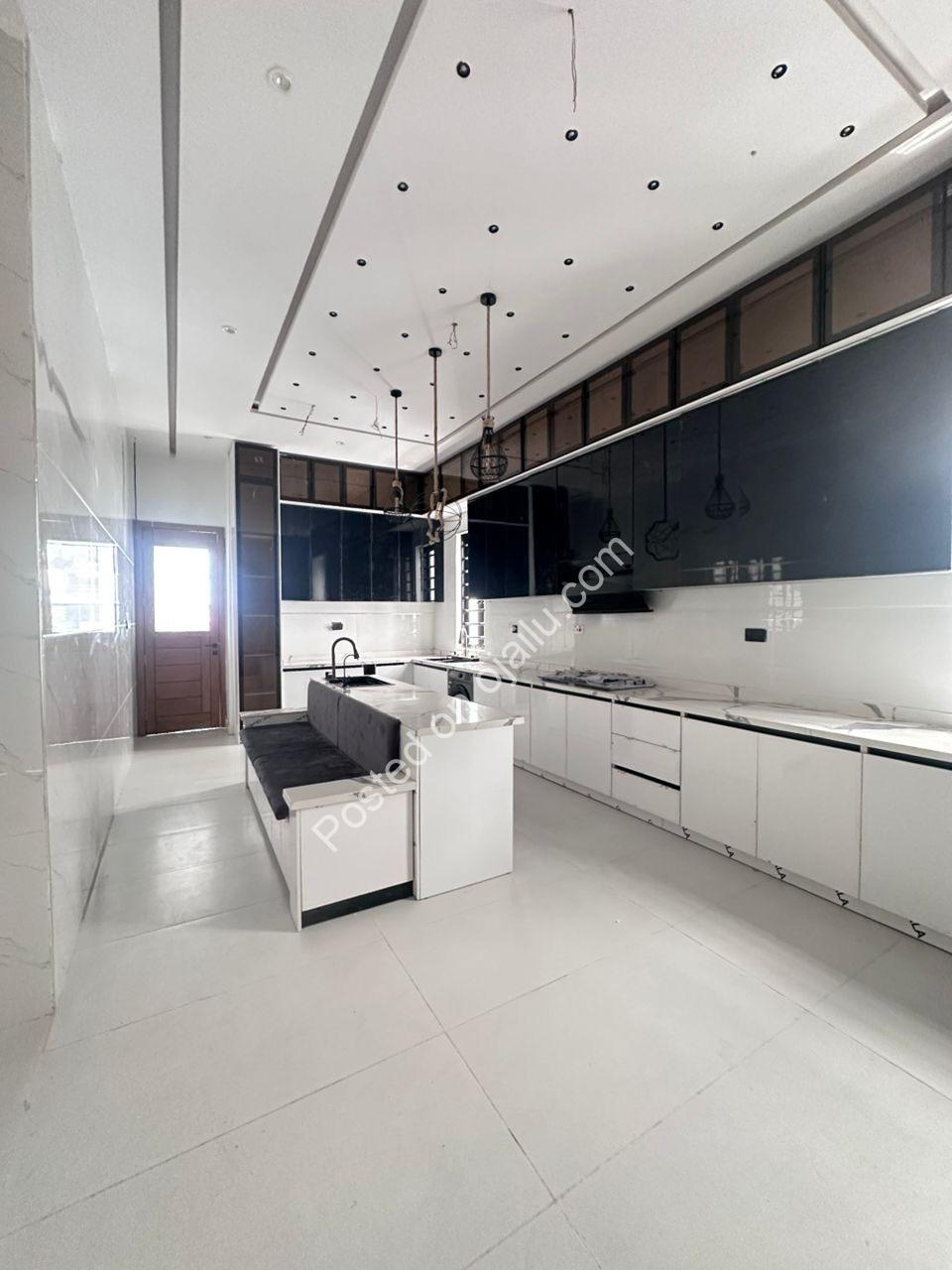 Sleek 5-Bed Villa with Pool & Cinema in Gated Estate