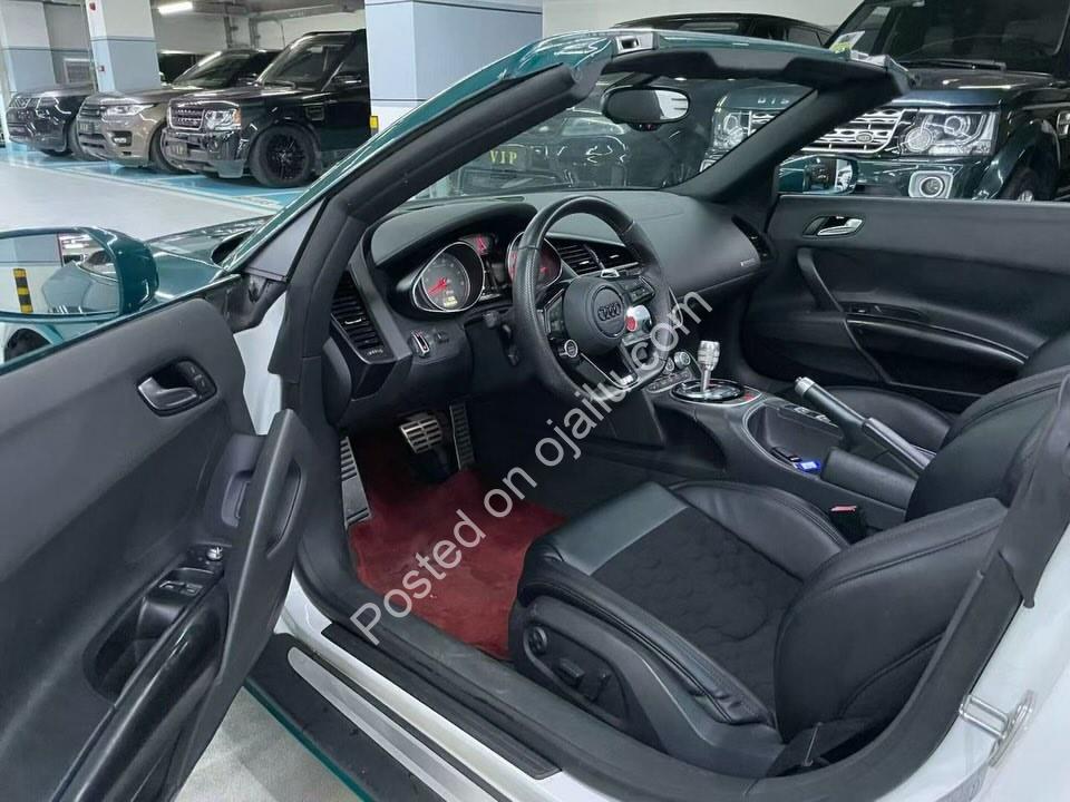 A V8 Convertible That Whispers Power, Shouts Class.