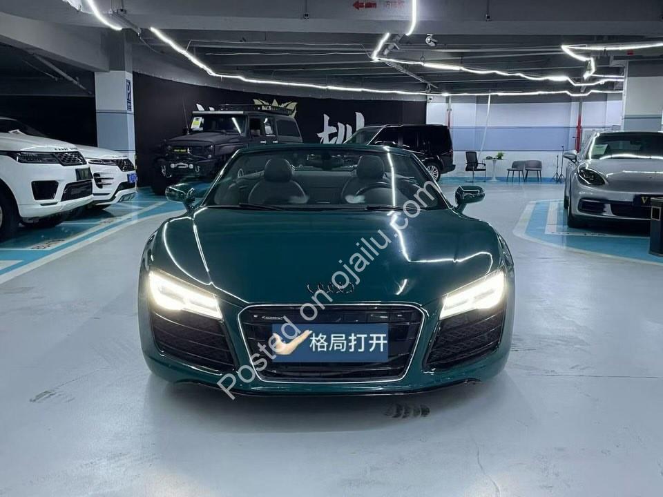 A V8 Convertible That Whispers Power, Shouts Class.
