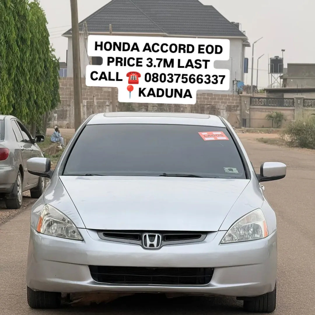 2009 Toyota Yaris: Legendary Reliability, Pristine 1st Body!