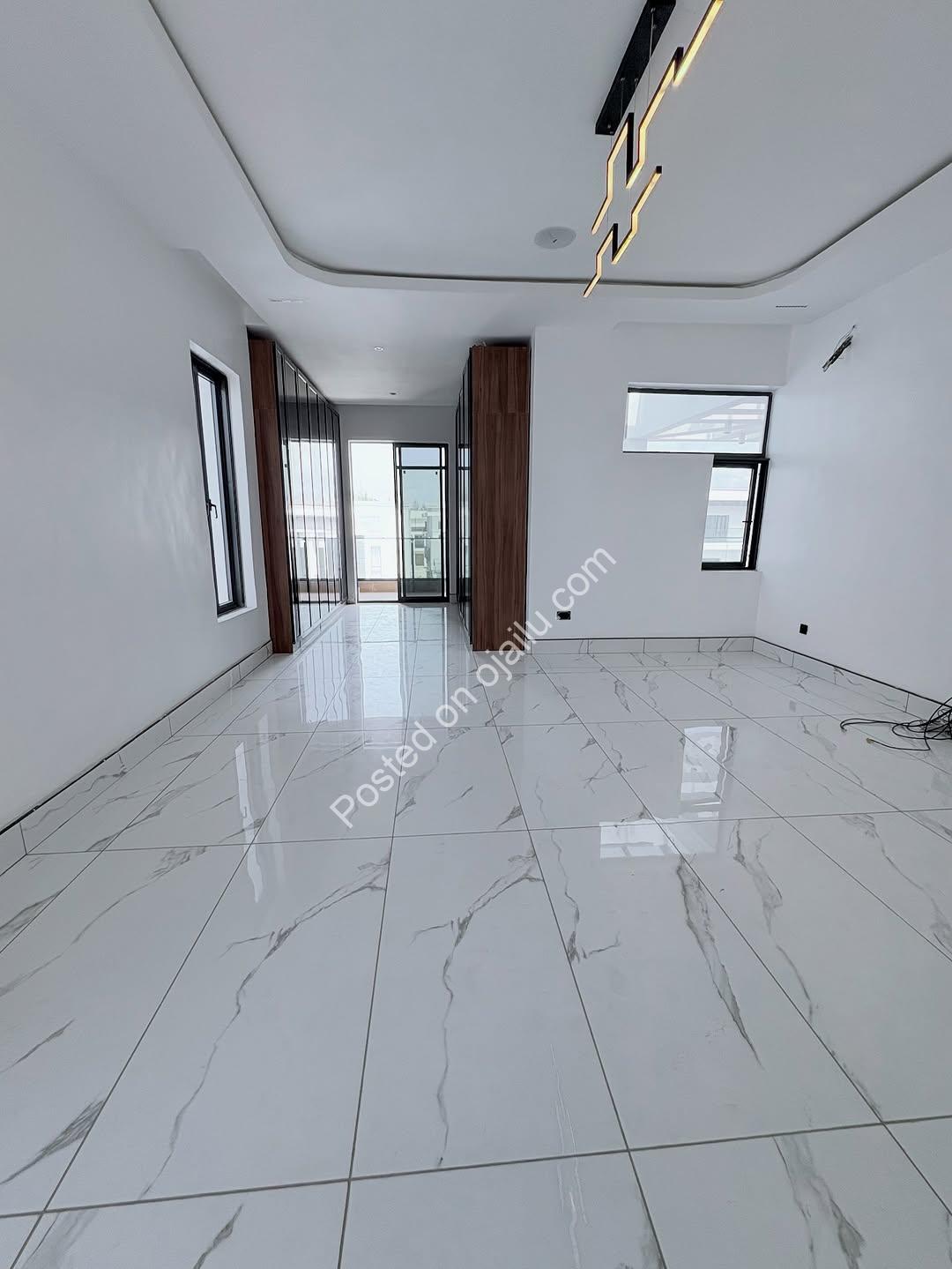 Lekki’s Ultimate 6-Bedroom Estate Masterpiece