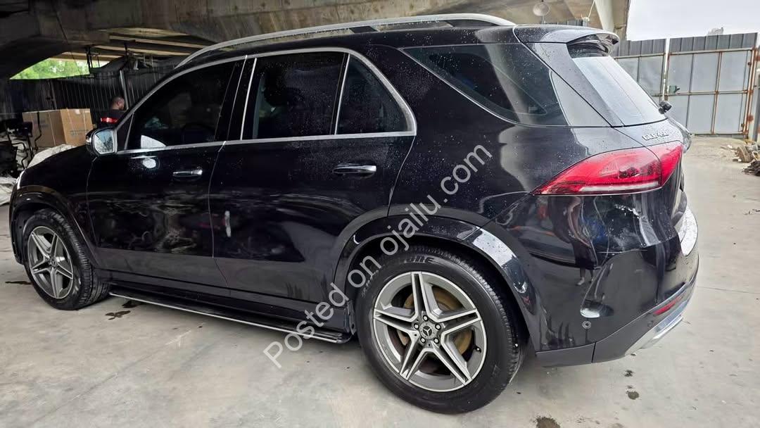 2020 Mercedes GLE450: Luxury & Tech for 55M