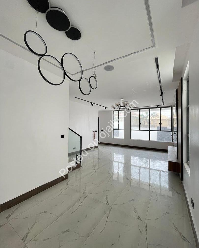 Lekki Phase 1: Your 5-Bedroom Serene Family Sanctuary