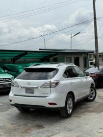 Drive Premium for Less: 2011 Lexus RX350