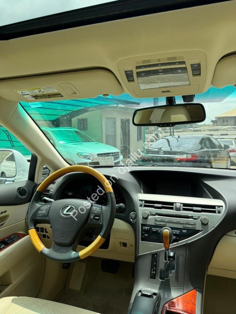 Drive Premium for Less: 2011 Lexus RX350, Full Options, ₦22M