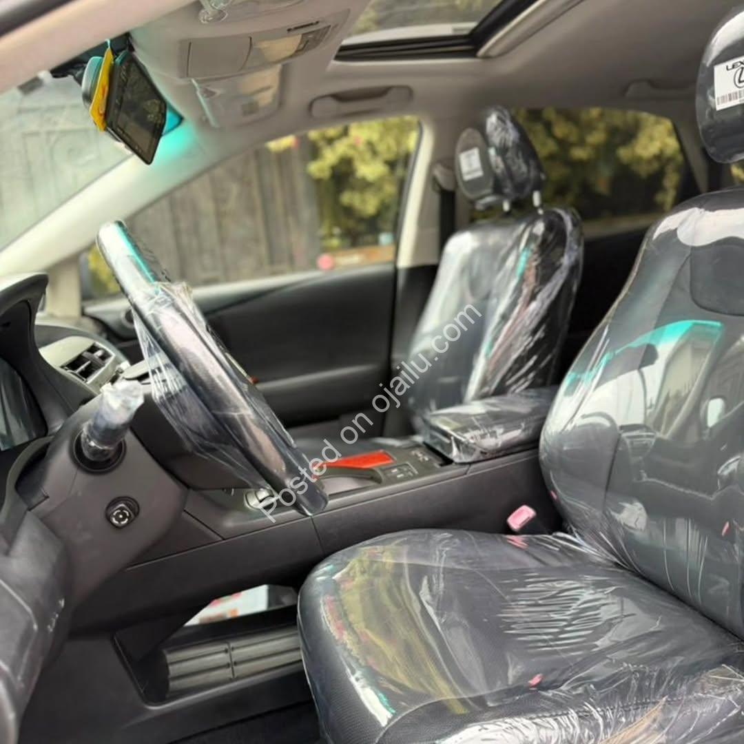 “Pristine 2011 Lexus RX350: Unmatched Luxury, Unbeatable Value”