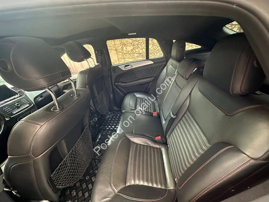 Mint Mercedes GLE 450 – Pristine Toks Standard, First Owner