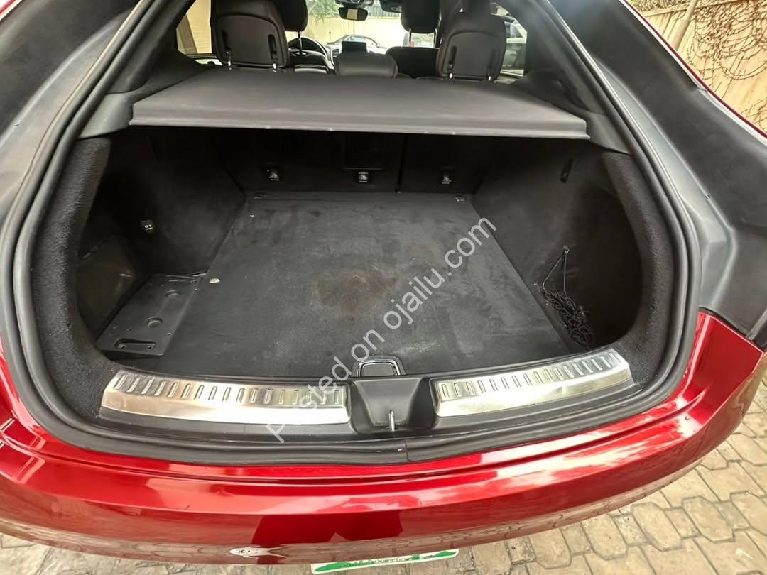 Mint Mercedes GLE 450 – Pristine Toks Standard, First Owner