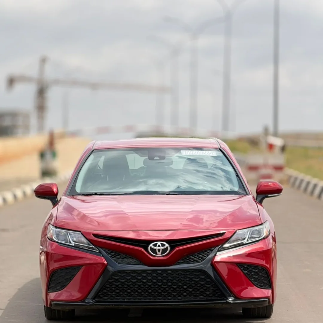 2019 Toyota Camry SE – Perfect & Ready to Drive
