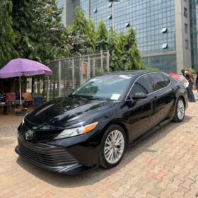 2018 Camry XLE: Luxury & Comfort for ₦31M