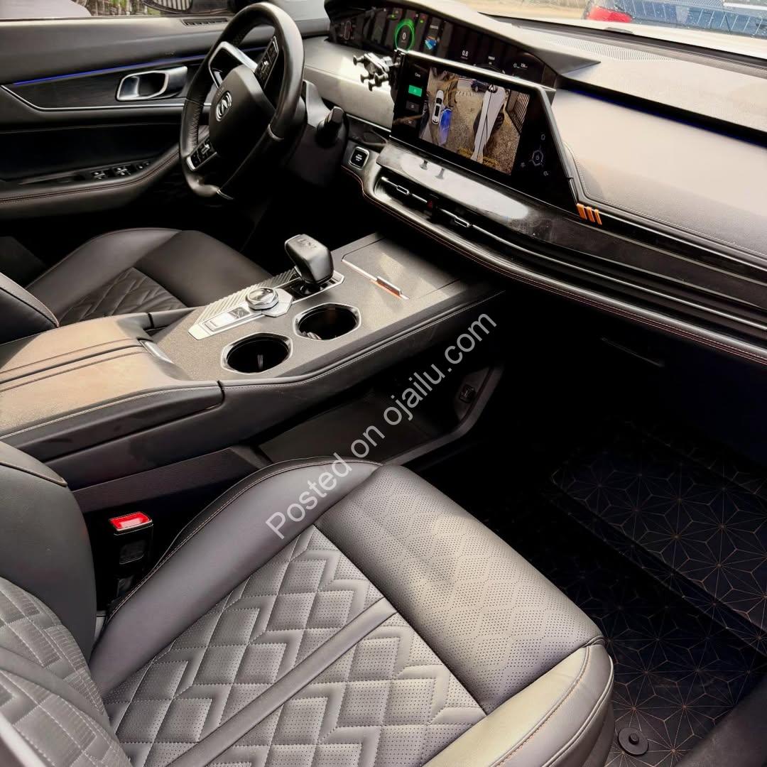 2021 Changan Uni-K: Tech-Packed Luxury SUV, Accident-Free