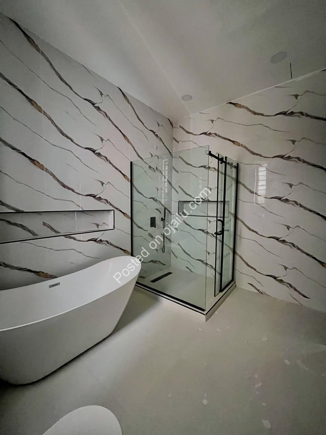 Lekki’s Ultimate 4-Bedroom Duplex with BQ