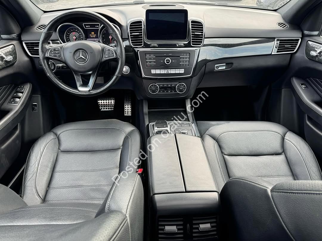 2017 GLE 43 AMG: Luxury Power & Massage Seats