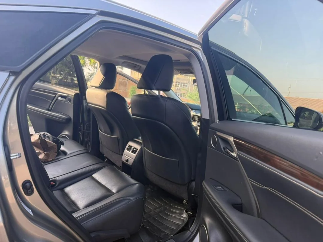 Lexus RX350: Silent Engine, Freezing AC, 2026 Entry
