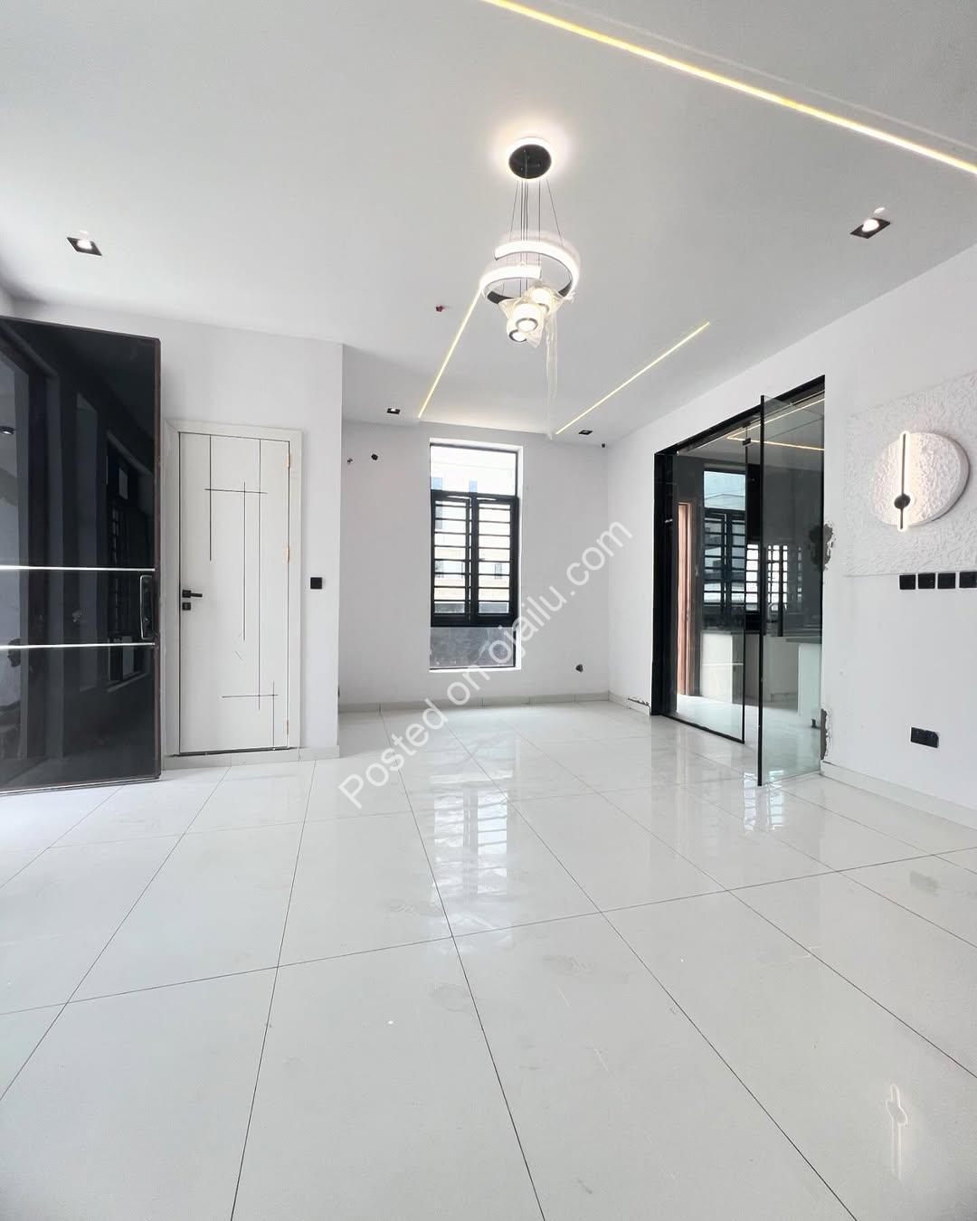 Lekki’s Finest: 4-Bedroom Duplex with BQ in Secure Estate